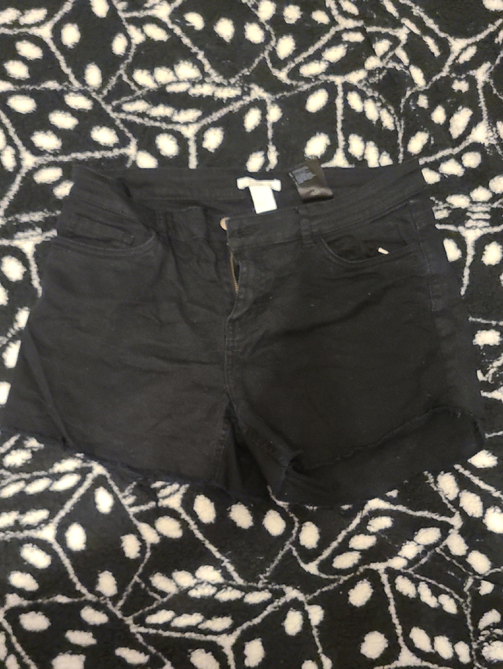 Black Frayed Shorts